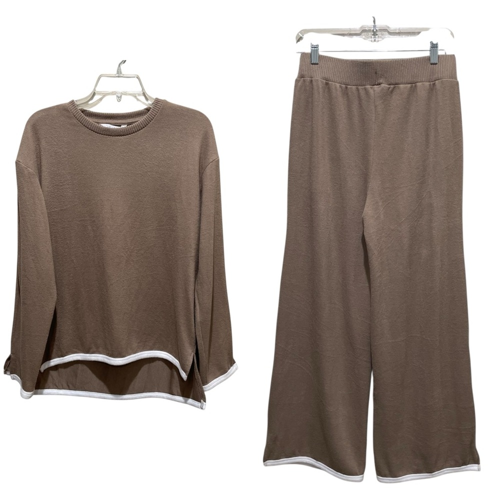 Relaxed Wide-Leg Knit Pants Set in Taupe with White Trim
